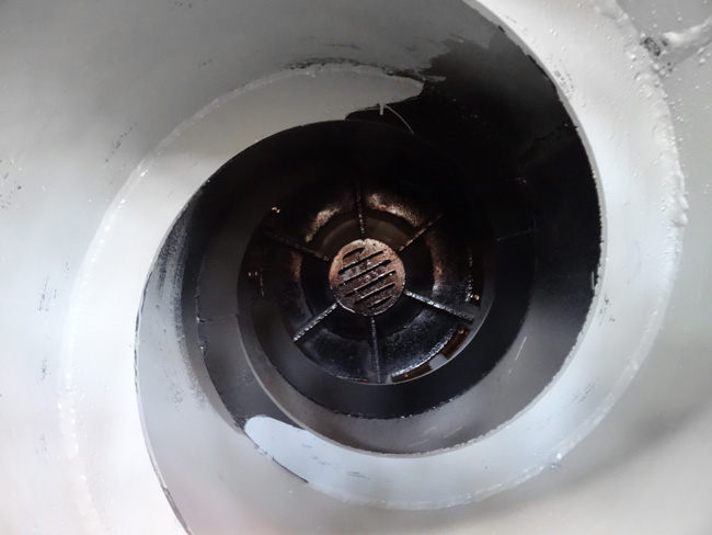 中德球磨機給料器特寫 中德球磨機給料器特寫