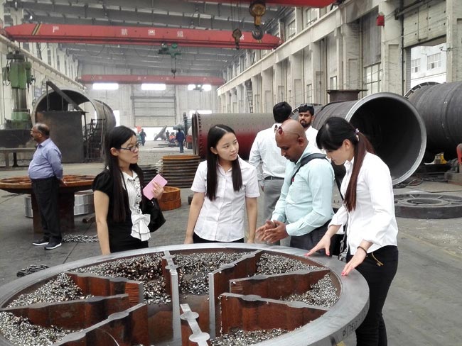 球磨機(jī)生產(chǎn)車間