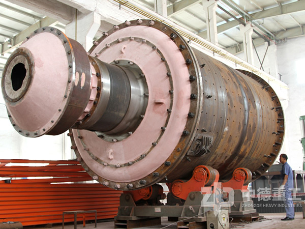 球磨機(jī)生產(chǎn)車(chē)間