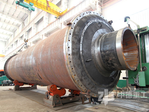 球磨機(jī)生產(chǎn)車間 球磨機(jī)生產(chǎn)車間