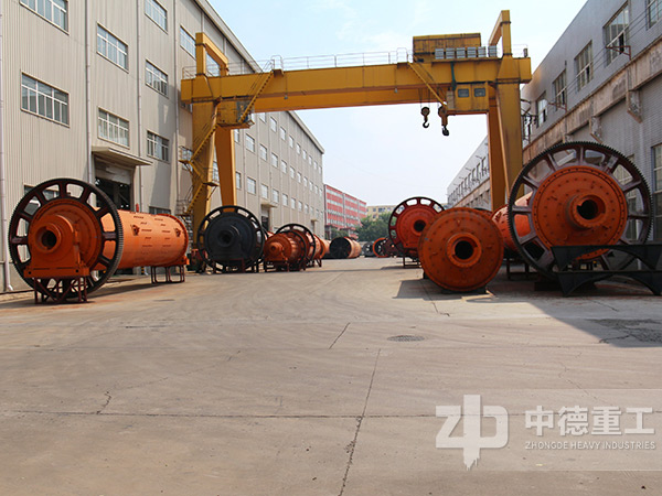 球磨機(jī)生產(chǎn)廠家 球磨機(jī)生產(chǎn)廠家