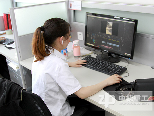 正在設(shè)計(jì)