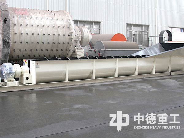 為江西贛州生產(chǎn)的臺(tái)時(shí)20噸的爐渣球磨機(jī)包好準(zhǔn)備發(fā)貨 為江西贛州生產(chǎn)的臺(tái)時(shí)20噸的爐渣球磨機(jī)包好準(zhǔn)備發(fā)貨