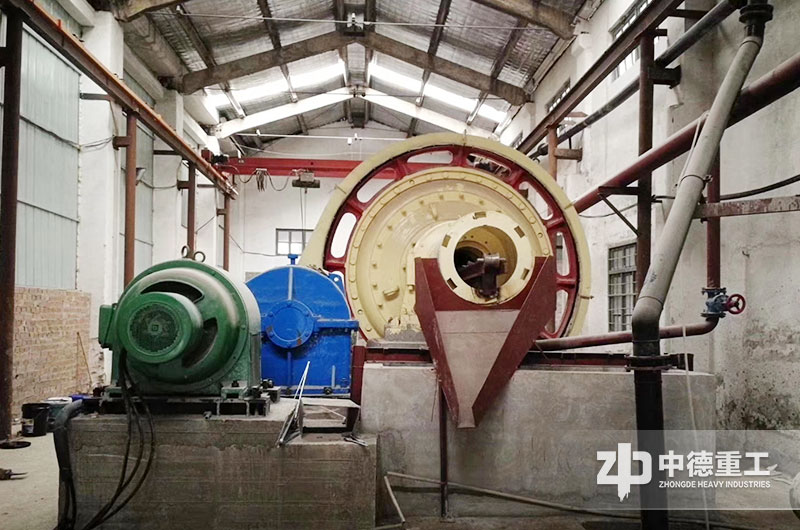 球磨制砂機安裝搭建現(xiàn)場 球磨制砂機安裝搭建現(xiàn)場